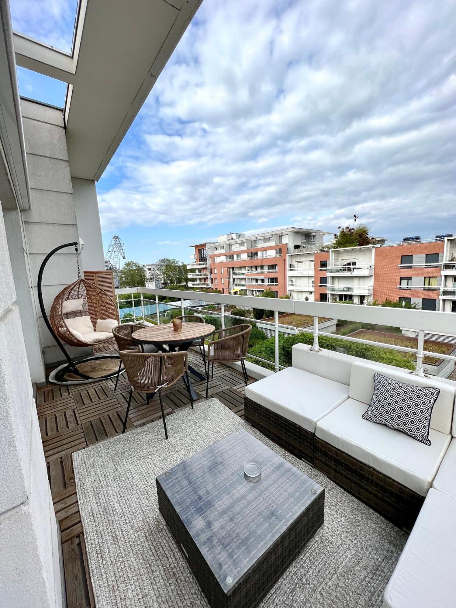Appartement Climatise 3 Etoiles T3 Chic A Strasbourg Avec Billard Et Terrasse Номер фото